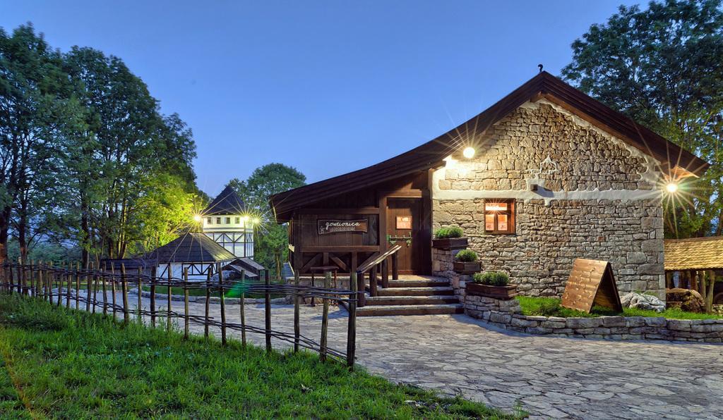 Farm Stay Cardaklije Kulen Vakuf Luaran gambar