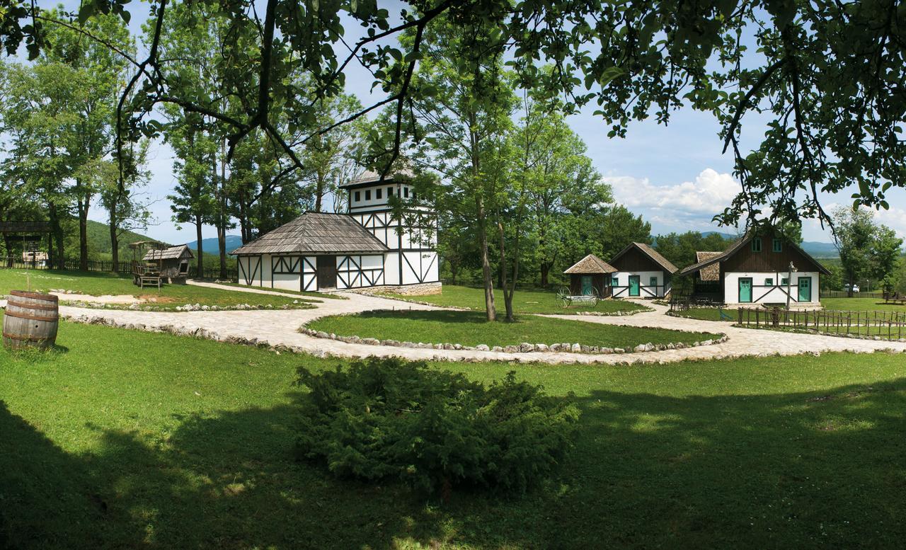 Farm Stay Cardaklije Kulen Vakuf Luaran gambar