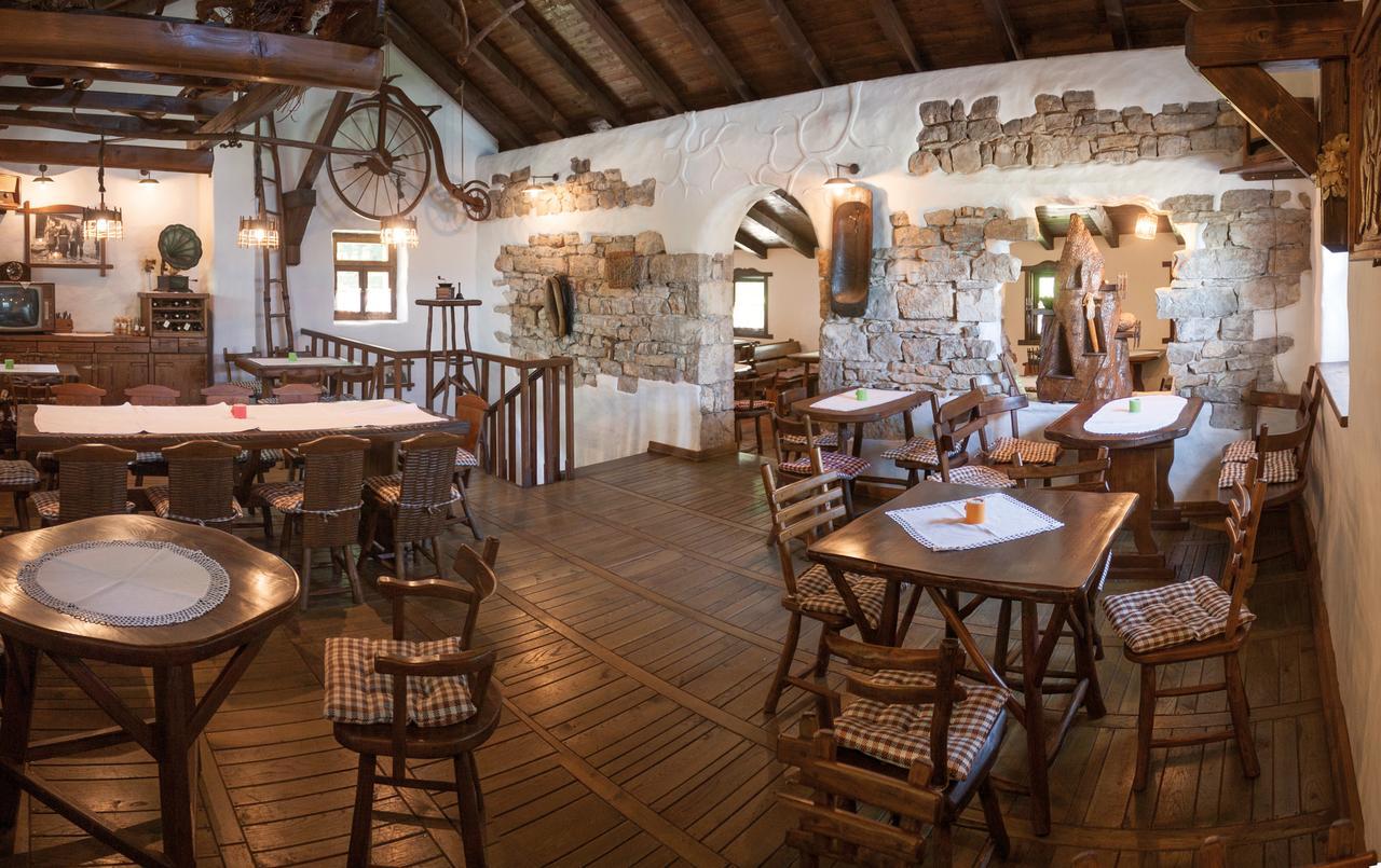 Farm Stay Cardaklije Kulen Vakuf Luaran gambar